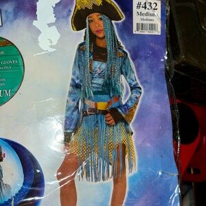 Uma costume medium war for 10 minutes